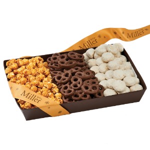 Wall Street Treat Tray w/ Popcorn, Pretzels, and Cookies - ZA4012
