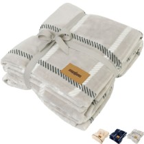 Photo 9 Elegant Lodge Throw Blanket, 60" x 50"